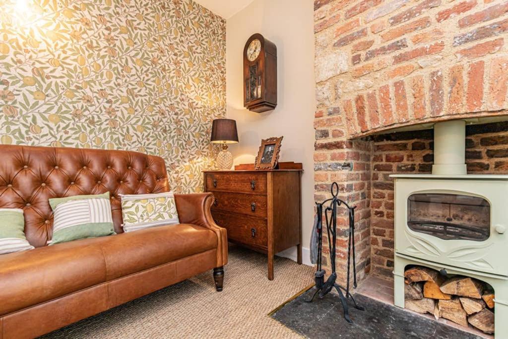 Oxfordshire Living - The Bowler Hat Cottage - Woodstock Zewnętrze zdjęcie