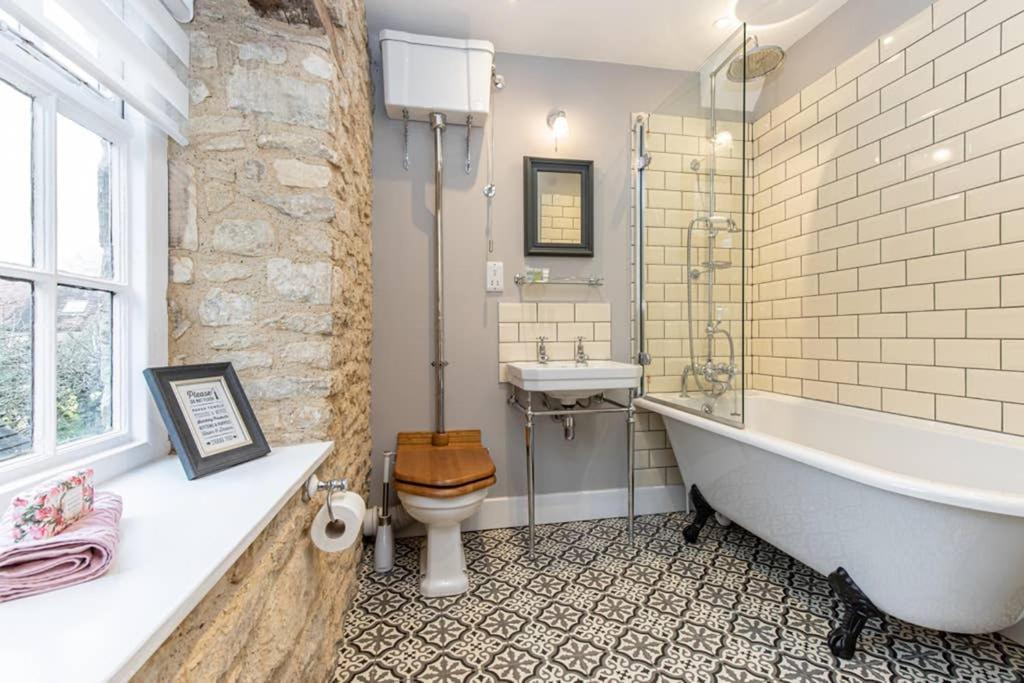 Oxfordshire Living - The Bowler Hat Cottage - Woodstock Zewnętrze zdjęcie